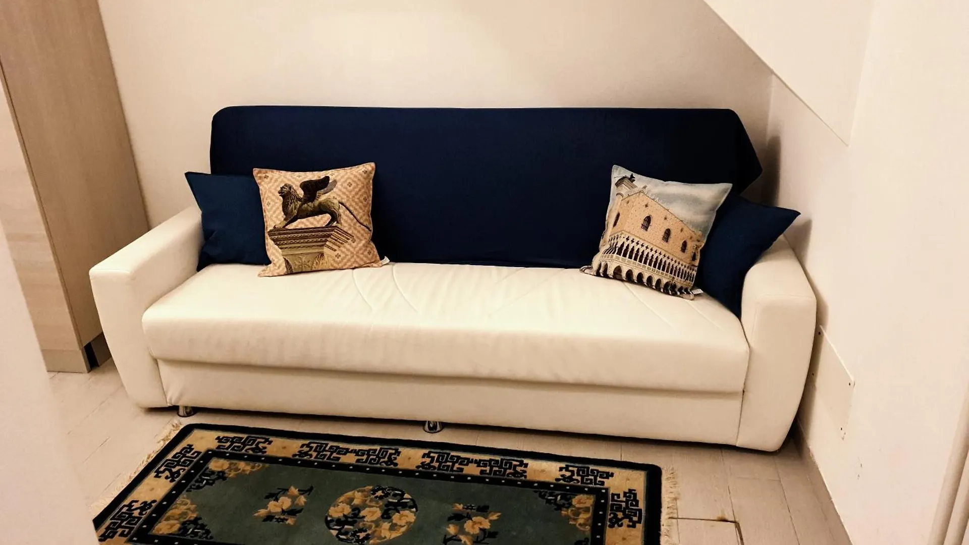 ANDREA Venice FLAT Mezzanine Floor